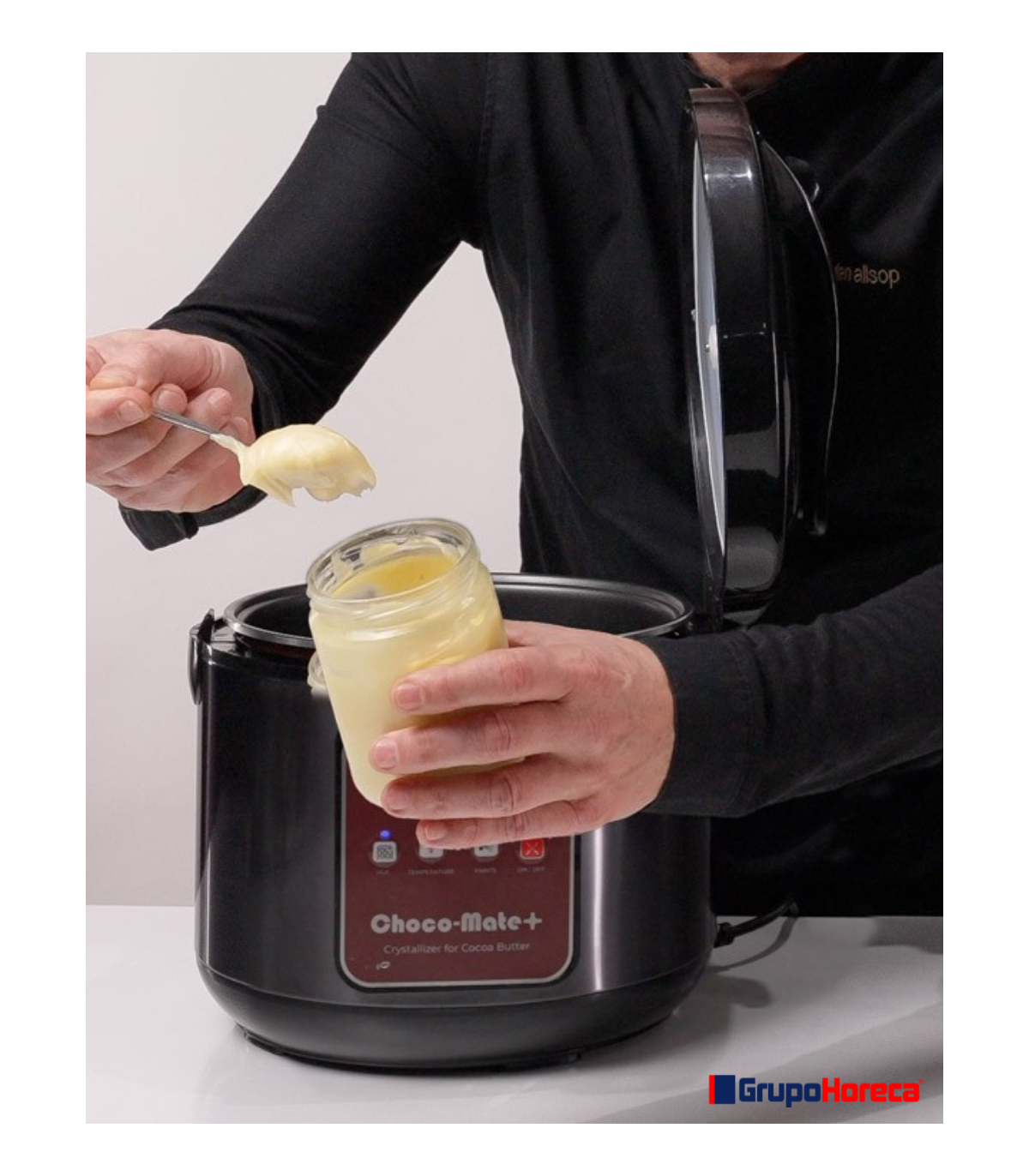 Sistema de cristalización controlada para chocolate y manteca de cacao.